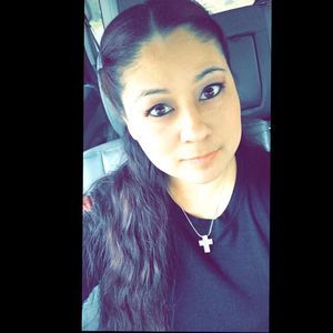 Meet your Posher, Connie